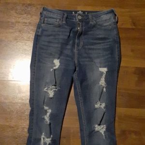 Hollister High Rise Ripped Skinny Jeans